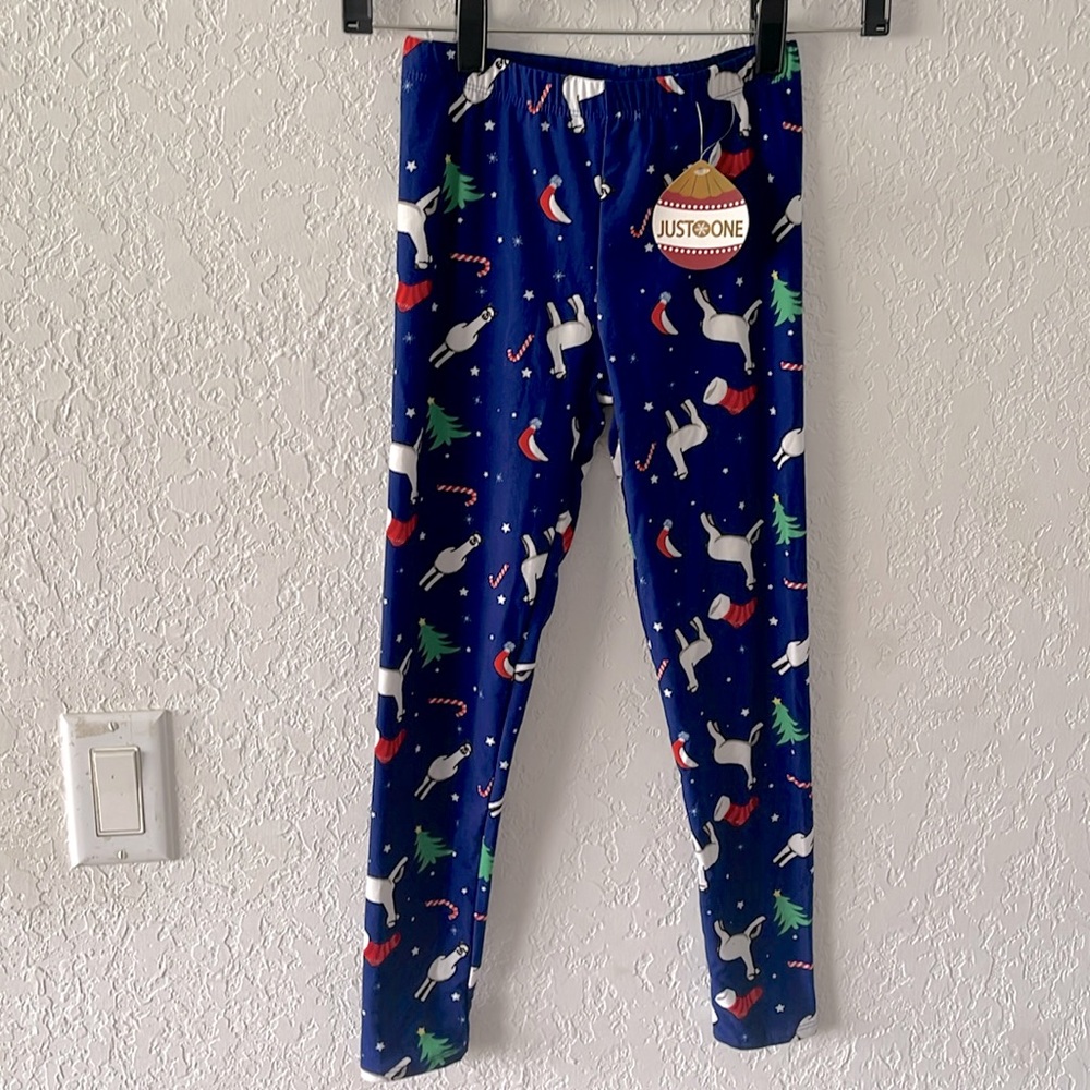 NWT JUST ONE Holiday Leggings